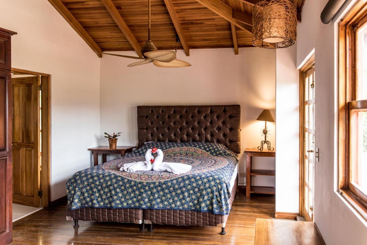 Luna Inn B&B Ciudad Cariari Экстерьер фото