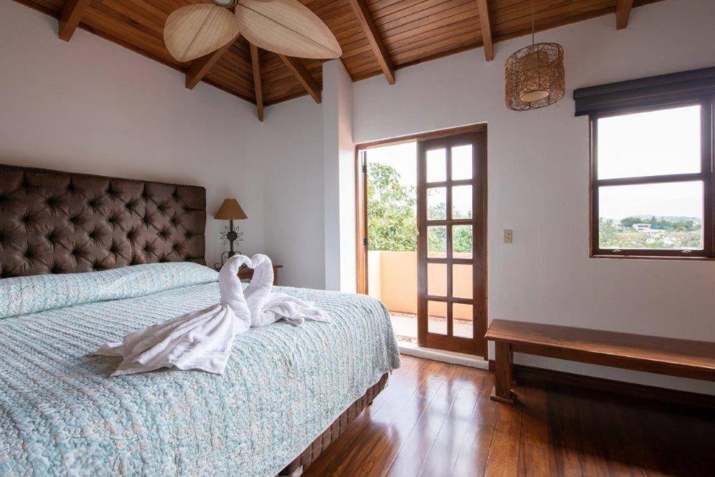 Luna Inn B&B Ciudad Cariari Экстерьер фото